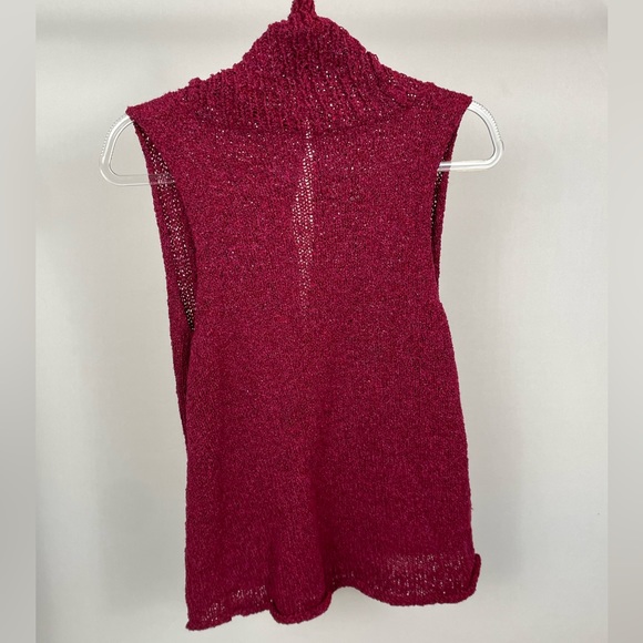 RED CARDIGAN VEST - Picture 3 of 3